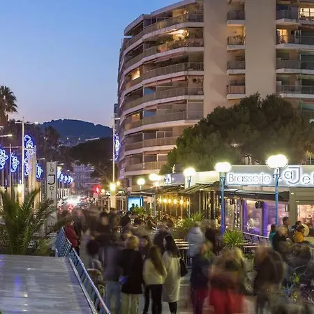 Apartament 4 Persons - Center - Clim - 2 Mins Of - Juan Les Pins - And Sun