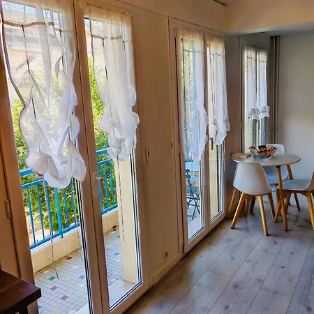 4 Persons - Center - Clim - 2 Mins Of - Juan Les Pins - And Sun Antibes