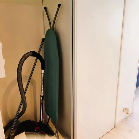 Apartament 4 Persons - Center - Clim - 2 Mins Of - Juan Les Pins - And Sun Antibes