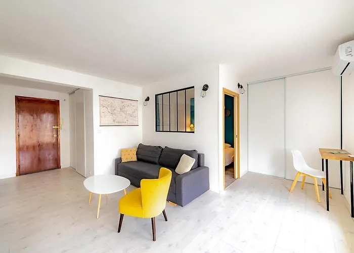 4 Persons - Center - Clim - 2 Mins Of - Juan Les Pins - And Sun Antibes