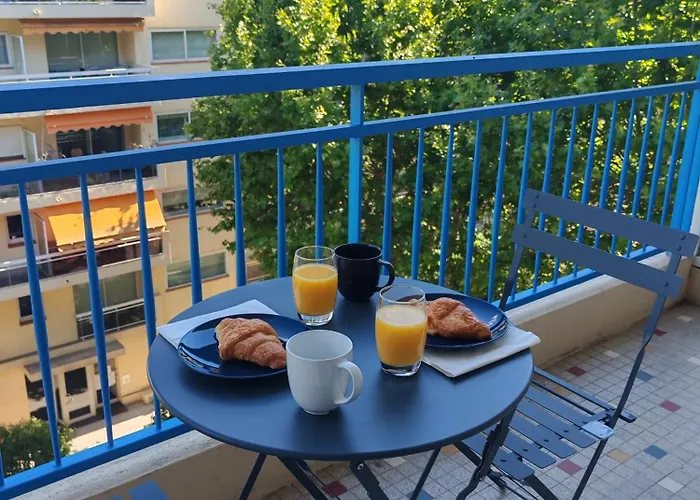 4 Persons - Center - Clim - 2 Mins Of - Juan Les Pins - And Sun Daire Antibes